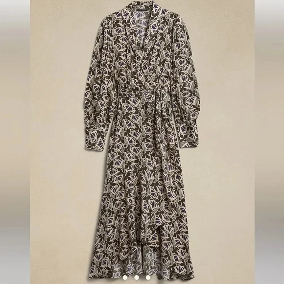 Banana Republic Silky Wrap Maxi Dress - Picture 4 of 15